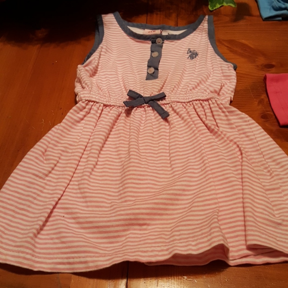 Girls dress
